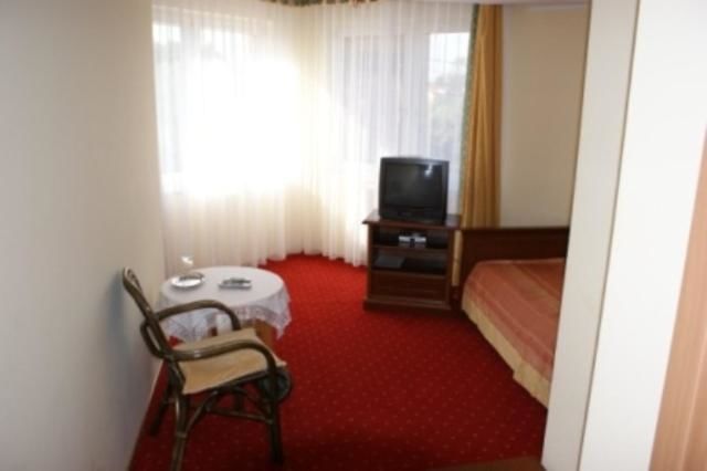 Отель Hotel Zieliniec Познань-27